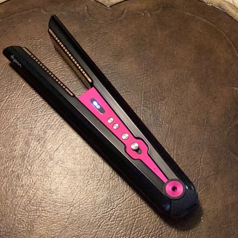 Dyson Hair Straightener - Black and Pink